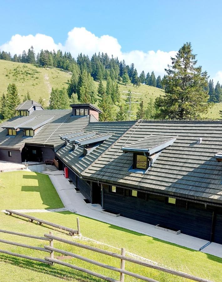 Apartma Krvavec - Cosy Mountain Retreat Cerklje na Gorenjskem Exteriér fotografie